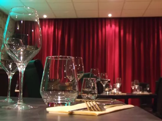 Au Restau Théatre